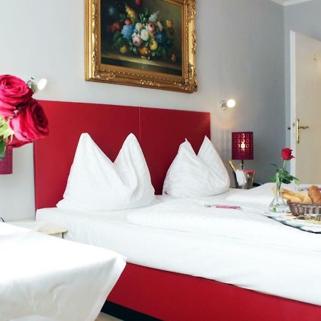 Stadthotel Restaurant Auerhahn Vöcklabruck Exteriér fotografie