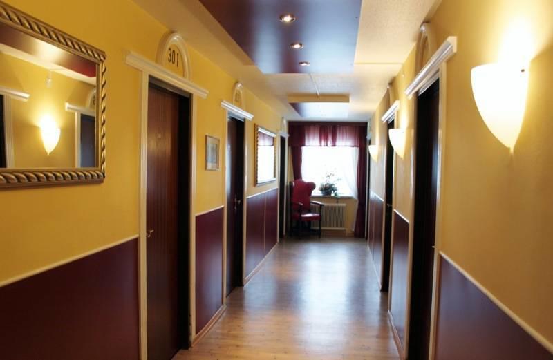 Stadthotel Restaurant Auerhahn Vöcklabruck Exteriér fotografie